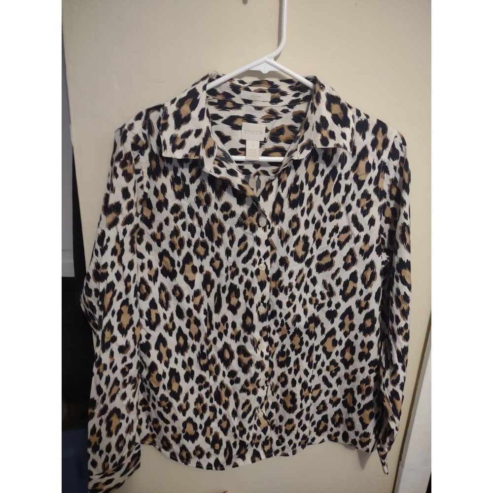 Chico's No Iron Animal Print Button Up Shirt 1/Medium Mob Wife Closet Essential